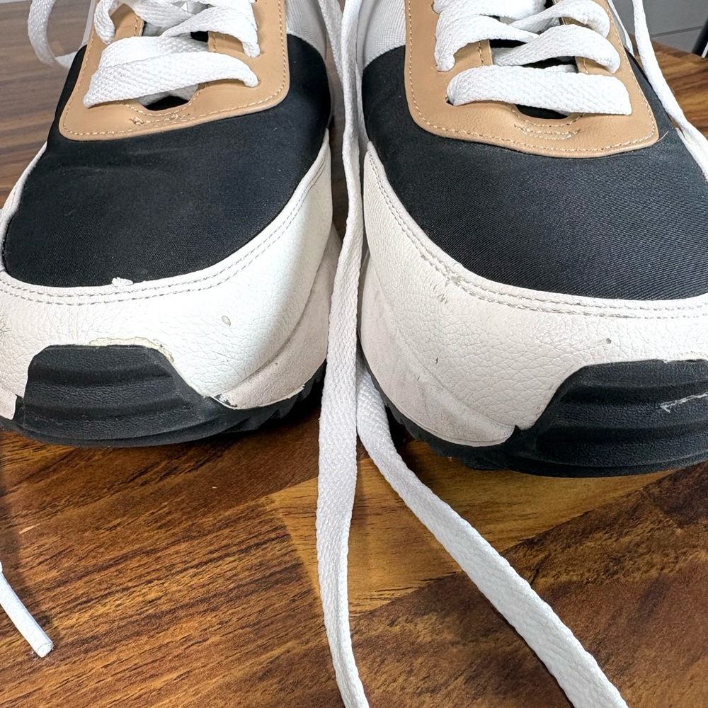 DV Dolce Vita Women’s Breela Sneakers Black White Tan Size 8.5 - Picture 3 of 9